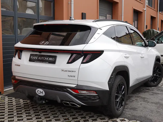 Hyundai Tucson 1.6 TGDI HEV Amplia 4WD - "CH Auto * 8 Roues * Caméra * Trempomat Adaptitif"
