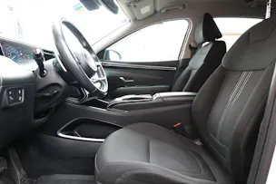 HYUNDAI Tucson 1.6 TGDI HEV Amplia 4WD - "CH Auto * 8 Roues * Caméra * Trempomat Adaptitif"