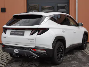 HYUNDAI Tucson 1.6 TGDI HEV Amplia 4WD - "CH Auto * 8 Roues * Caméra * Trempomat Adaptitif"