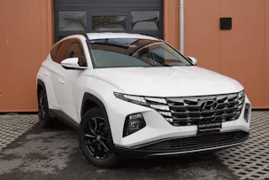 Hyundai Tucson 1.6 TGDI HEV Amplia 4WD - "CH Auto * 8 Roues * Caméra * Trempomat Adaptitif"