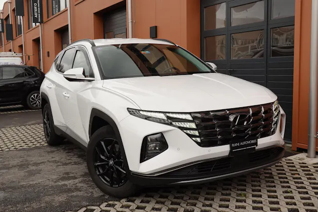 Hyundai Tucson 1.6 TGDI HEV Amplia 4WD - "CH Auto * 8 Roues * Caméra * Trempomat Adaptitif"