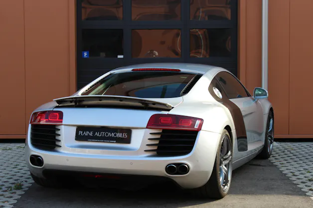 Audi R8 Coupé 4.2 Boite Mécanique " Sidebalde Carbone * Intérieur Carbone * Cuir * GPS * Caméra * Bang & Olufsen * Bluetooth"
