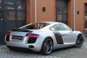 Audi R8 Coupé 4.2 Boite Mécanique " Sidebalde Carbone * Intérieur Carbone * Cuir * GPS * Caméra * Bang & Olufsen * Bluetooth"