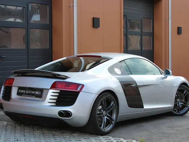 Audi R8 Coupé 4.2 Boite Mécanique " Sidebalde Carbone * Intérieur Carbone * Cuir * GPS * Caméra * Bang & Olufsen * Bluetooth"