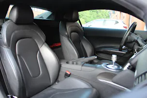 Audi R8 Coupé 4.2 Boite Mécanique " Sidebalde Carbone * Intérieur Carbone * Cuir * GPS * Caméra * Bang & Olufsen * Bluetooth"