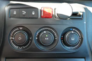Citroën C3 Picasso 1.2 - "Véhicule CH * Embrayage neuf * 8 Roues * Régulateur de vitesse * capteur stationnement * intérieur tissus"