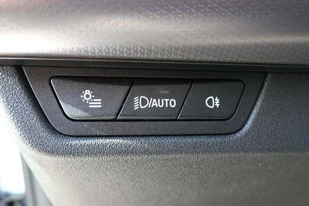 BMW X1 sDrive 18i M Sport * Véhicule CH * Caméra + Capteurs * Hayon électrique * Pack M * Tempomat * Phares automatiques *