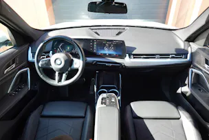 BMW X1 sDrive 18i M Sport * Véhicule CH * Caméra + Capteurs * Hayon électrique * Pack M * Tempomat * Phares automatiques *