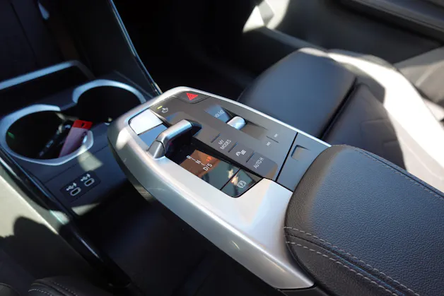 BMW X1 sDrive 18i M Sport * Véhicule CH * Caméra + Capteurs * Hayon électrique * Pack M * Tempomat * Phares automatiques *