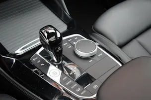 BMW X4 xDrive 48V 20d M Sport * Vehicule CH * Pack M * Camera 360 * jantes 20 * sièges chauffants et électriques *