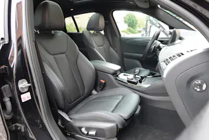 BMW X4 xDrive 48V 20d M Sport * Vehicule CH * Pack M * Camera 360 * jantes 20 * sièges chauffants et électriques *