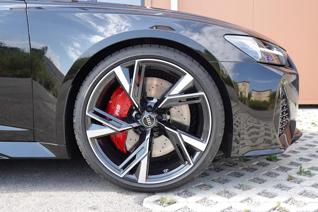 Audi RS6 Avant 4.0 TFSI V8 Performance "* Vehicule CH * Sièges électriques/Chauffants/Ventiles * Son Bang & Olufsen *"