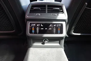 AUDI RS6 Avant 4.0 TFSI V8 Performance "* Vehicule CH * Sièges électriques/Chauffants/Ventiles * Son Bang & Olufsen *"