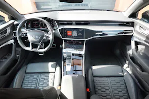 AUDI RS6 Avant 4.0 TFSI V8 Performance "* Vehicule CH * Sièges électriques/Chauffants/Ventiles * Son Bang & Olufsen *"