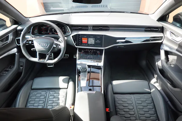 Audi RS6 Avant 4.0 TFSI V8 Performance "* Vehicule CH * Sièges électriques/Chauffants/Ventiles * Son Bang & Olufsen *"
