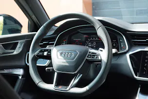 AUDI RS6 Avant 4.0 TFSI V8 Performance "* Vehicule CH * Sièges électriques/Chauffants/Ventiles * Son Bang & Olufsen *"