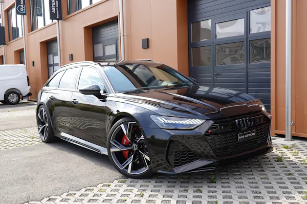 Audi RS6 Avant 4.0 TFSI V8 Performance "* Vehicule CH * Sièges électriques/Chauffants/Ventiles * Son Bang & Olufsen *"