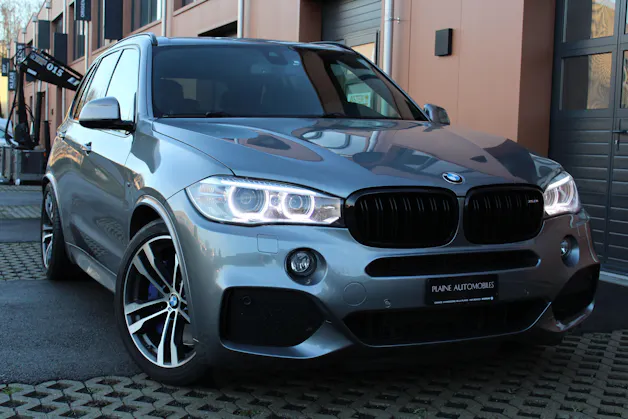 BMW X5 xDrive M50d M-Sport Steptronic - "Toit Ouvrant * Pack M * Head-Up Display * Sièges Electrique Mém * Caméra de Recul"