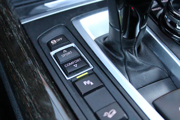 BMW X5 xDrive M50d M-Sport Steptronic - "Toit Ouvrant * Pack M * Head-Up Display * Sièges Electrique Mém * Caméra de Recul"