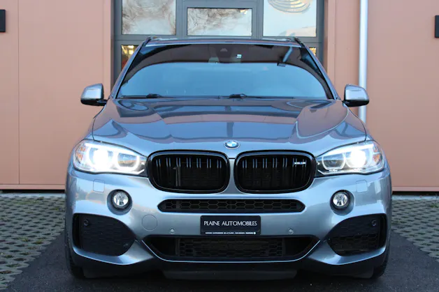 BMW X5 xDrive M50d M-Sport Steptronic - "Toit Ouvrant * Pack M * Head-Up Display * Sièges Electrique Mém * Caméra de Recul"