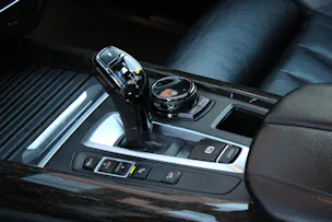 BMW X5 xDrive M50d M-Sport Steptronic - "Toit Ouvrant * Pack M * Head-Up Display * Sièges Electrique Mém * Caméra de Recul"