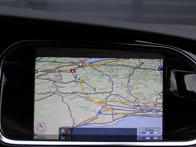 Volvo V40 Sport200 - "Edition 1/200 exemplaires * Kit complet Maxton * Echappement Heico * Entretien suivi"