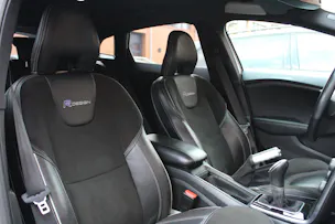 Volvo V40 Sport200 - "Edition 1/200 exemplaires * Kit complet Maxton * Echappement Heico * Entretien suivi"