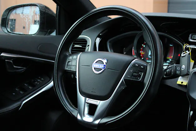 Volvo V40 Sport200 - "Edition 1/200 exemplaires * Kit complet Maxton * Echappement Heico * Entretien suivi"