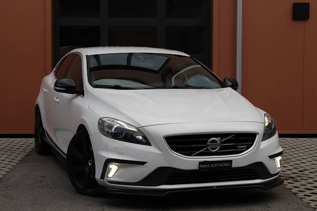 Volvo V40 Sport200 - "Edition 1/200 exemplaires * Kit complet Maxton * Echappement Heico * Entretien suivi"