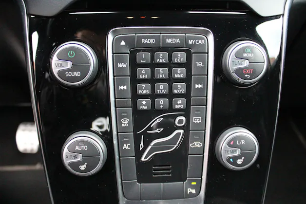 Volvo V40 Sport200 - "Edition 1/200 exemplaires * Kit complet Maxton * Echappement Heico * Entretien suivi"