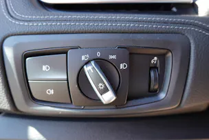 BMW 218d xDrive Active Tourer Steptronic -" * Véhicule CH * Caméra + Capteurs * Hayon électrique * Tempomat * Phares automatiques "
