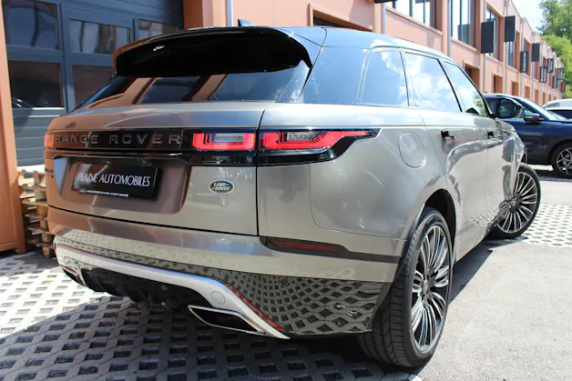 Land Rover Range Rover Velar D 300 First Edition Automatic - "Toit Ouvrant * Son Meridian * 8 Roues * Sièges Electriques avec Mémoire"