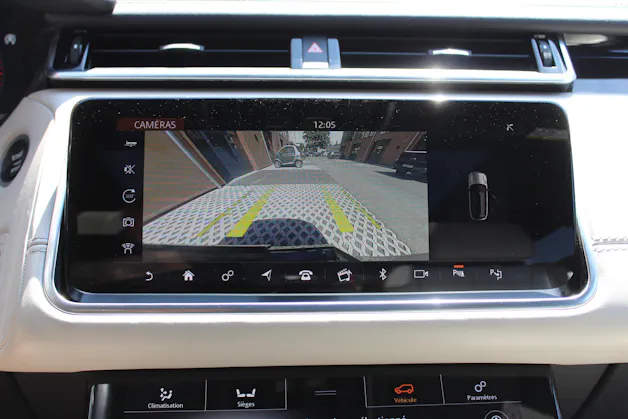Land Rover Range Rover Velar D 300 First Edition Automatic - "Toit Ouvrant * Son Meridian * 8 Roues * Sièges Electriques avec Mémoire"