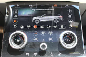 Land Rover Range Rover Velar D 300 First Edition Automatic - "Toit Ouvrant * Son Meridian * 8 Roues * Sièges Electriques avec Mémoire"