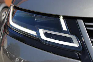 Land Rover Range Rover Velar D 300 First Edition Automatic - "Toit Ouvrant * Son Meridian * 8 Roues * Sièges Electriques avec Mémoire"