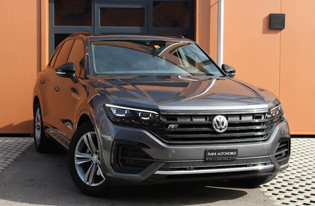 VW Touareg 3.0 TDI R Line Tiptronic - "Pack R-Line Int/Ext * Attelage Elec. 3500 Kg * Caméra * Service gratuit"