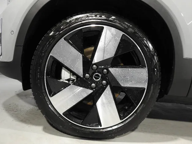 Volvo EX40 Twin Ultra AWD