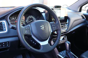 Suzuki S-Cross 1.4 16V Compact Top MHD 4WD Automatic