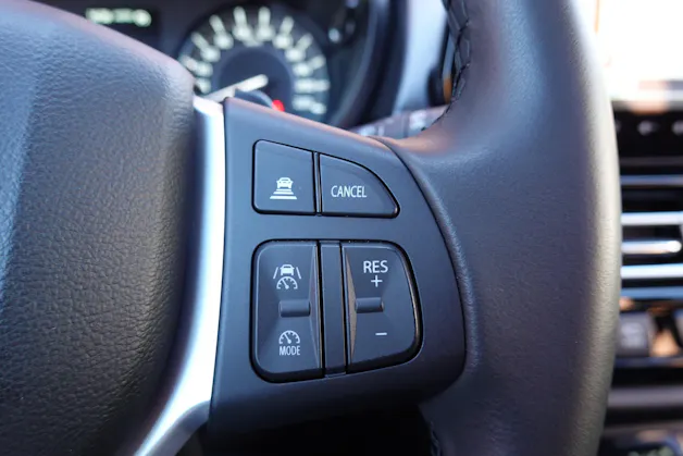 Suzuki S-Cross 1.4 16V Compact Top MHD 4WD Automatic