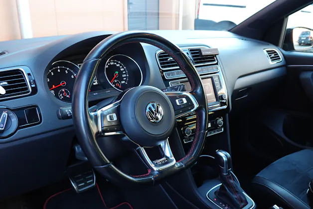 VW Polo 1.8 TSI GTI DSG - « CH Auto * Tout Ouvrant * Caméra * Tempomat * Drive Select »