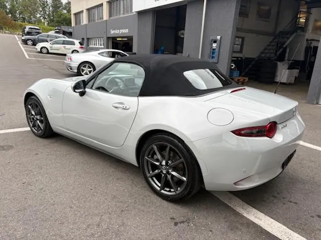 Mazda MX-5 2.0 Revolution