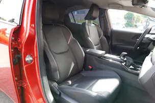 Toyota Prius 2,0 VVT-i Plug-in Hybrid Premium "Leasing 2,9% * 8 Roues * Toit solaire * Caméra 360 * Sièges ventilés/chauffants *