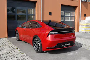 Toyota Prius 2,0 VVT-i Plug-in Hybrid Premium "Leasing 2,9% * 8 Roues * Toit solaire * Caméra 360 * Sièges ventilés/chauffants *