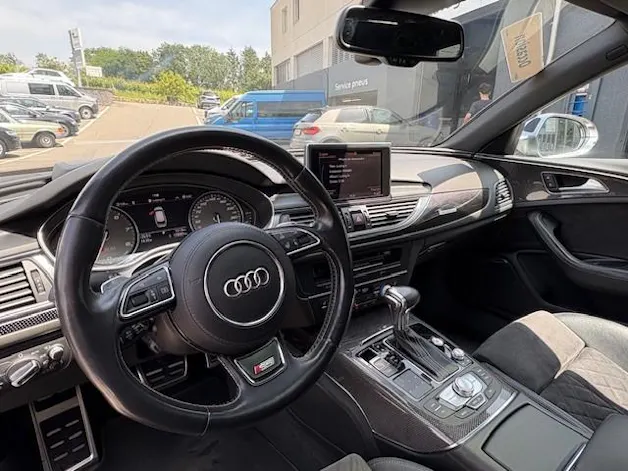 Audi S6 Avant 4.0 V8 TFSI quattro S-Tronic