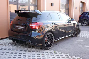 MERCEDES-BENZ A 250 Sport 4Matic 7G-DCT -" Pack AMG * Sièges Chauffants * Camera de recul* GPS * Tempomat * intérieur carbone *