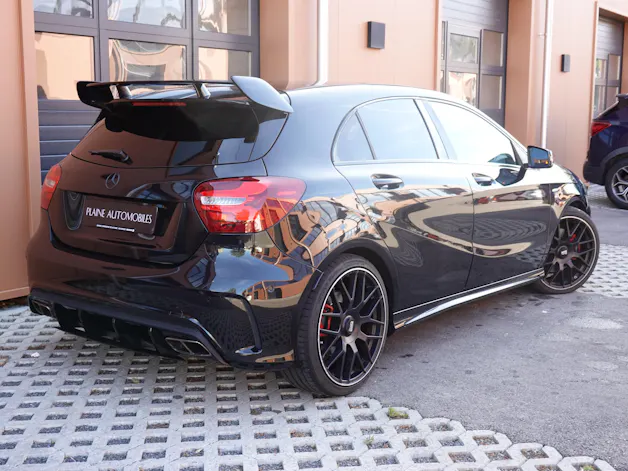 Mercedes-Benz A 250 Sport 4Matic 7G-DCT -" Pack AMG * Sièges Chauffants * Camera de recul* GPS * Tempomat * intérieur carbone *