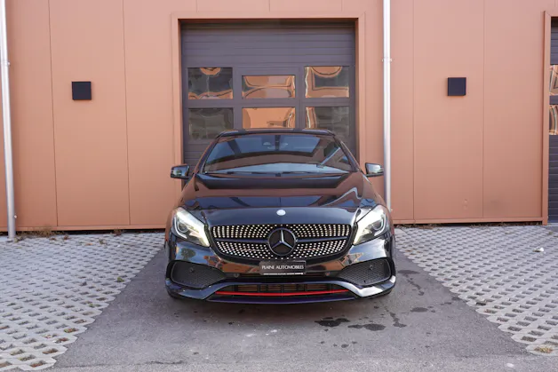 Mercedes-Benz A 250 Sport 4Matic 7G-DCT -" Pack AMG * Sièges Chauffants * Camera de recul* GPS * Tempomat * intérieur carbone *