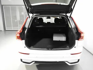 VOLVO XC60 2.0 T6 TE Ultra Dark eAWD