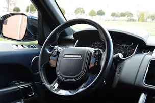 Land Rover Range Rover Sport 5.0 V8 S/C SVR Facelift 575' - "Toit Ouvrant * Roues 22' * Carbon * Son Meridian * Sièges Chauf./Ventilés"