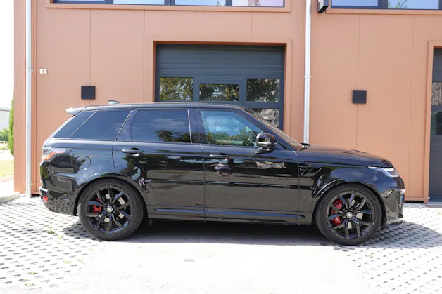 Land Rover Range Rover Sport 5.0 V8 S/C SVR Facelift 575' - "Toit Ouvrant * Roues 22' * Carbon * Son Meridian * Sièges Chauf./Ventilés"